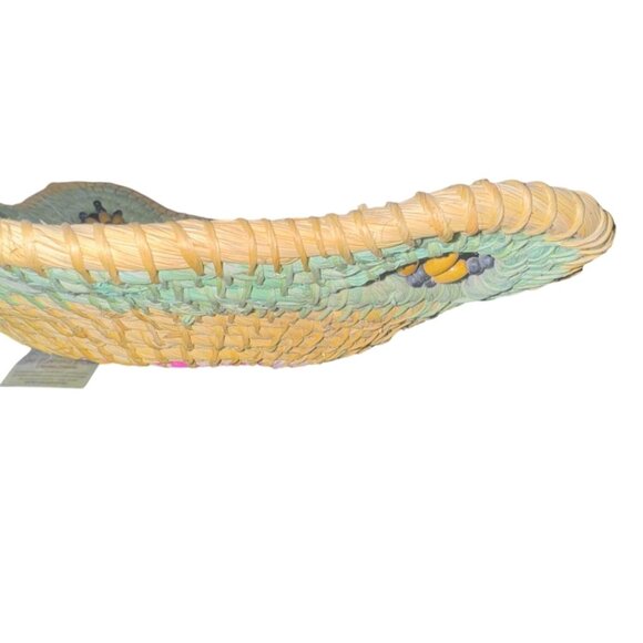 Woven Basket With Bee Design - Picture 5 of 7